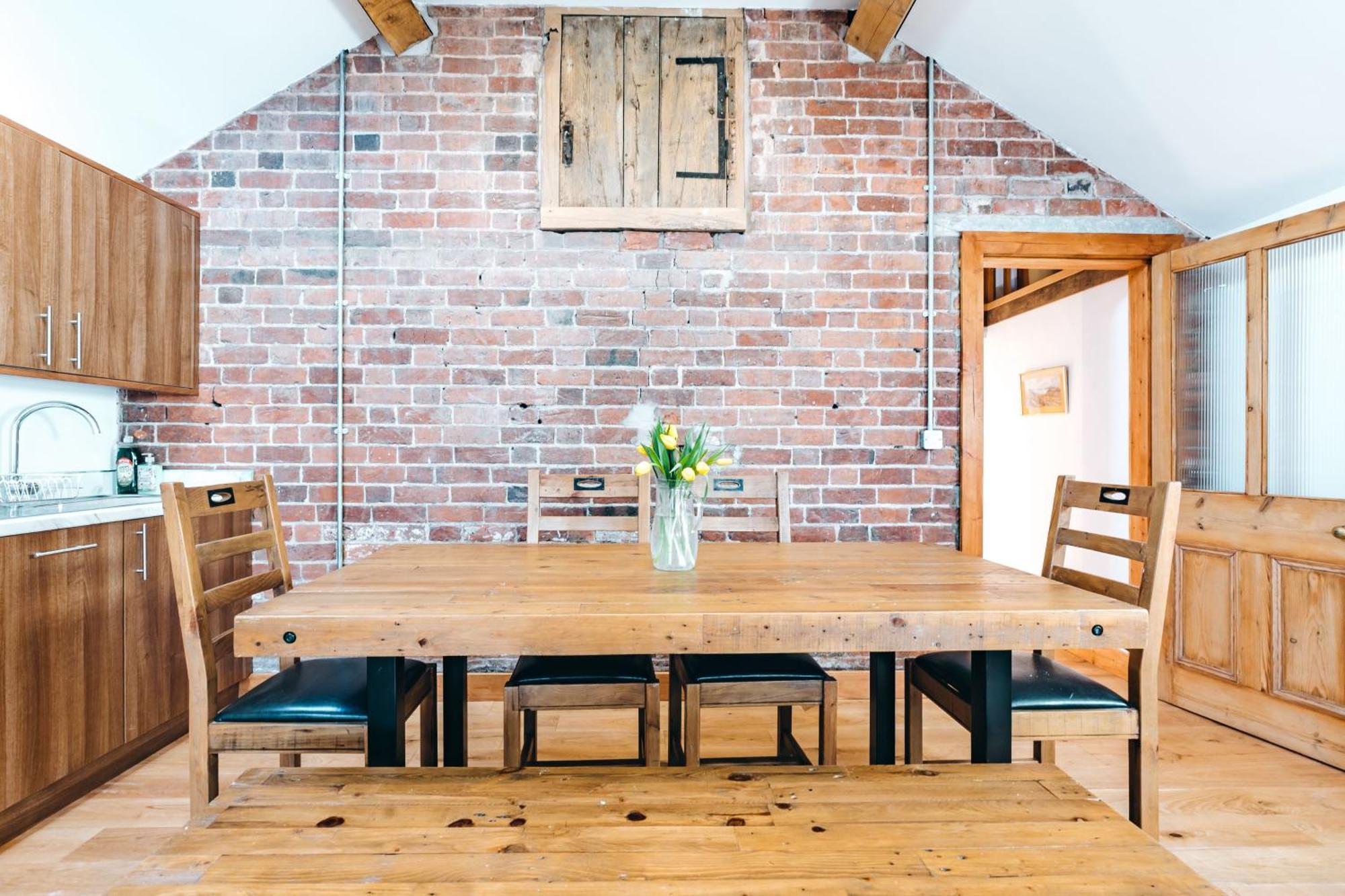 Ryton Grange Church Barn Sleeps 5 Shrewsbury Exterior foto